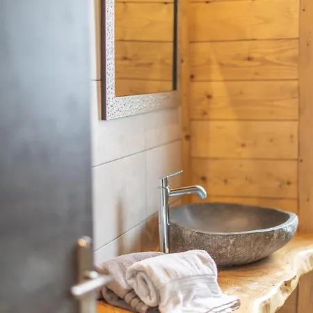 Les Balcons Montagnards アパート アクス・レ・テルム