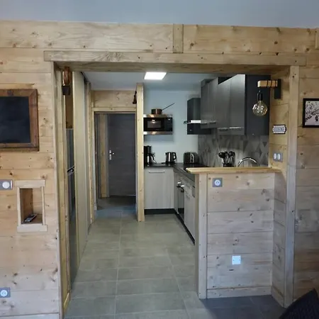 Les Balcons Montagnards * آكس ليه تيرْم