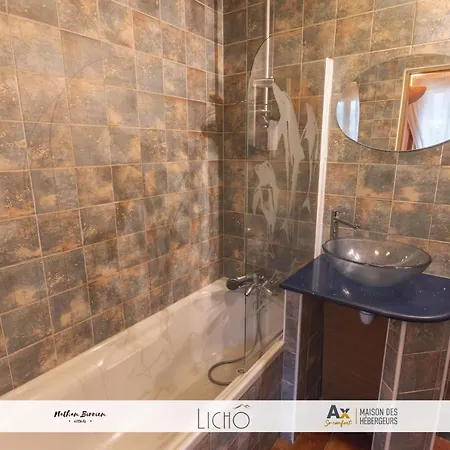 Les Balcons Montagnards آكس ليه تيرْم